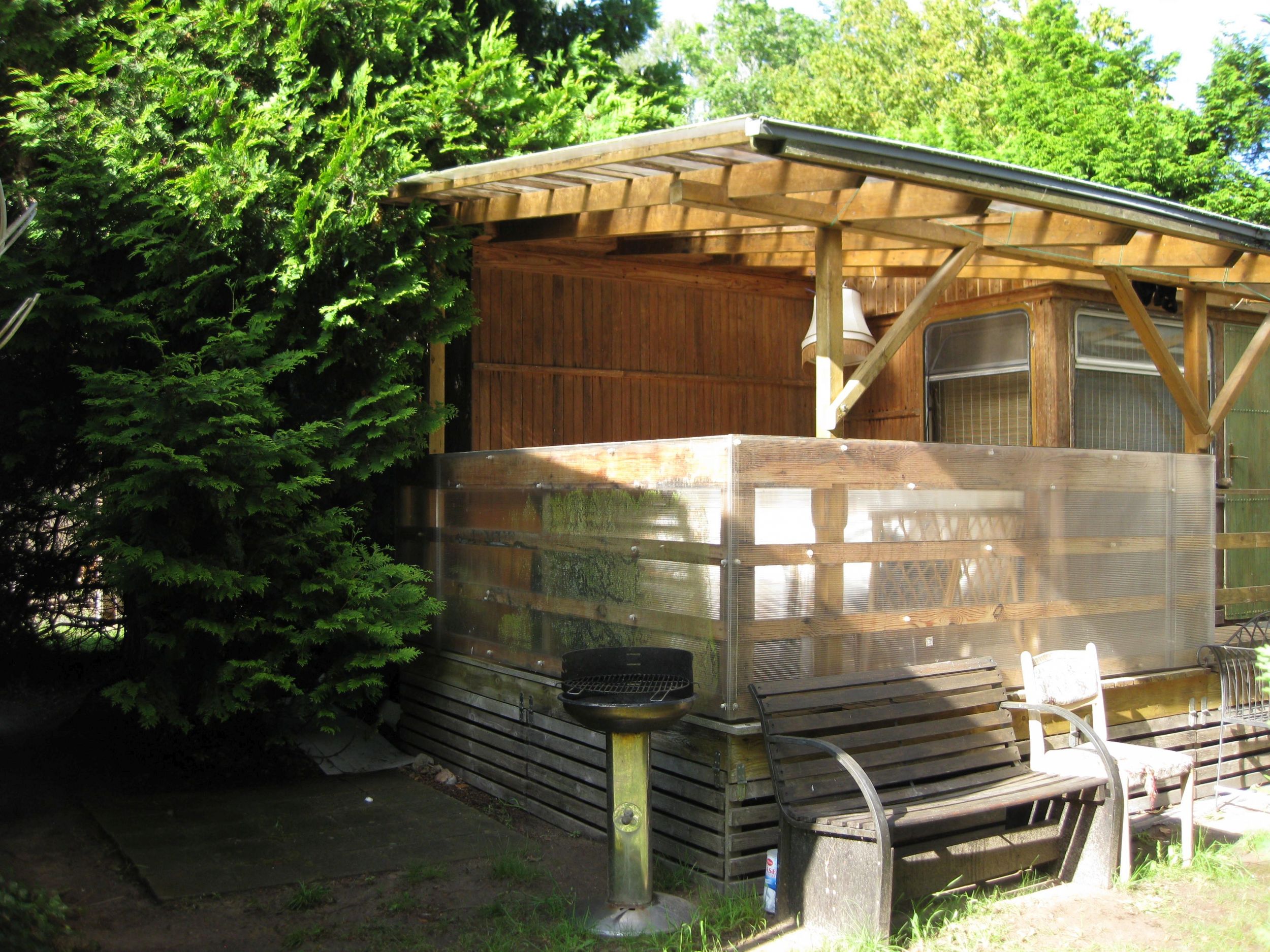 Insel Rügen Mönchgut Alt Reddevitz - Naturcampingplatz: Pächter für alten Wohnwagen mit Vorbau (DDR-Zeit) & Holzfassade gesucht
